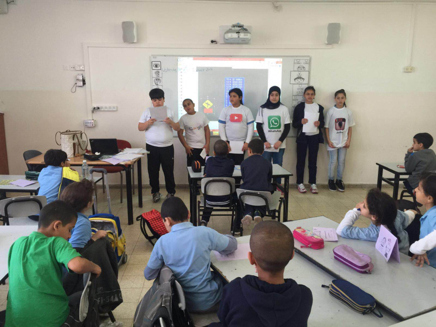  صور: انترنت آمن في مدرسة الأخوة العربية الابتدائية -يافا 